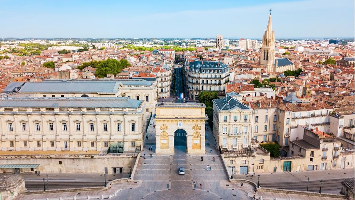 La ville pittoresque de Bordeaux près des Hôtels Oceania